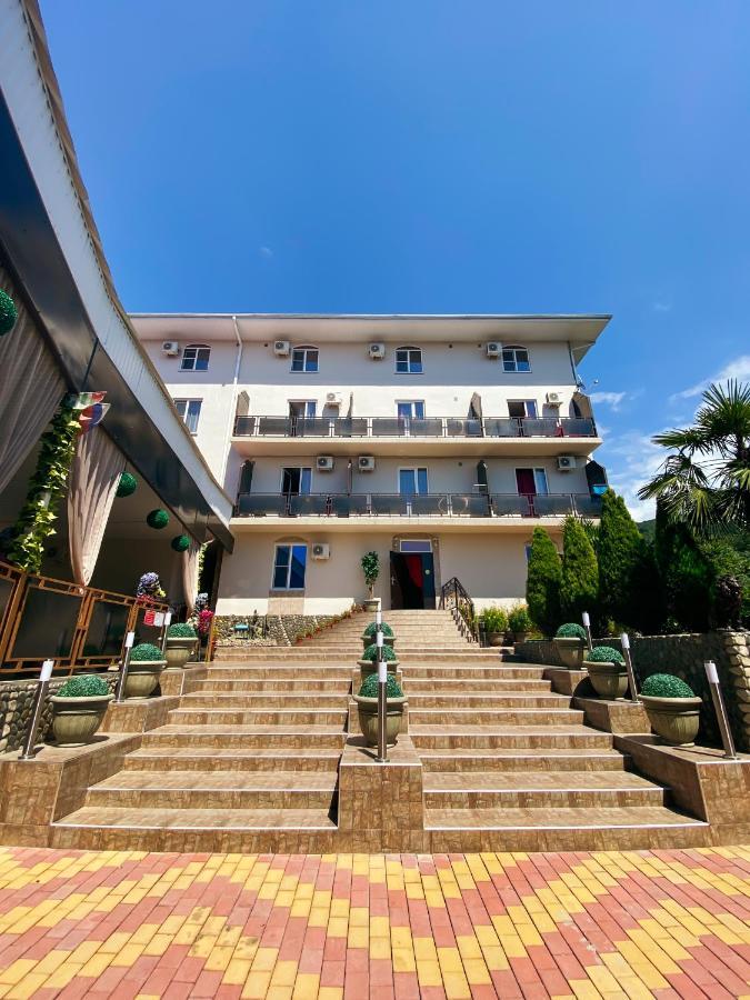 Park-Hotel Abkhazia Цандрипш Екстериор снимка
