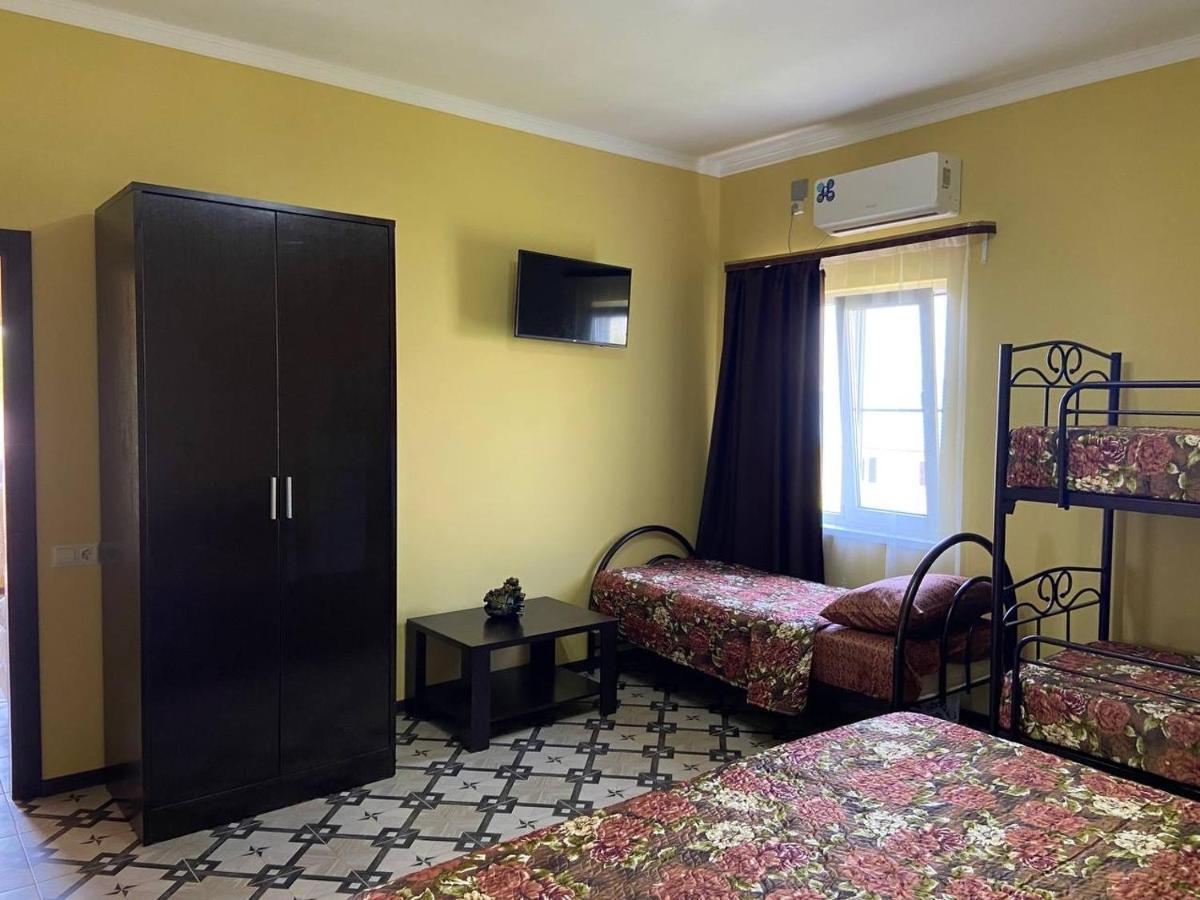 Park-Hotel Abkhazia Цандрипш Екстериор снимка