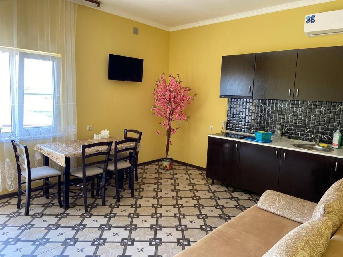 Park-Hotel Abkhazia Цандрипш Екстериор снимка