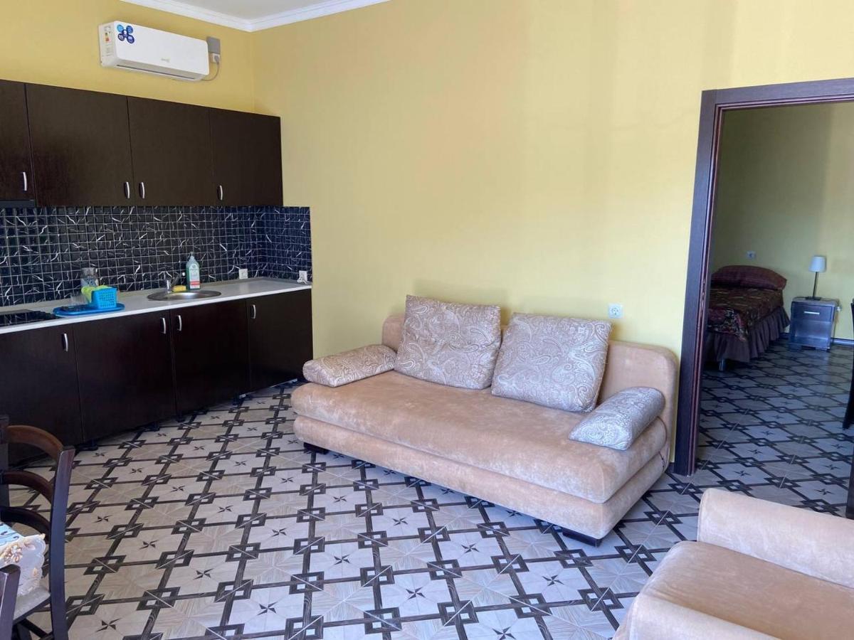 Park-Hotel Abkhazia Цандрипш Екстериор снимка