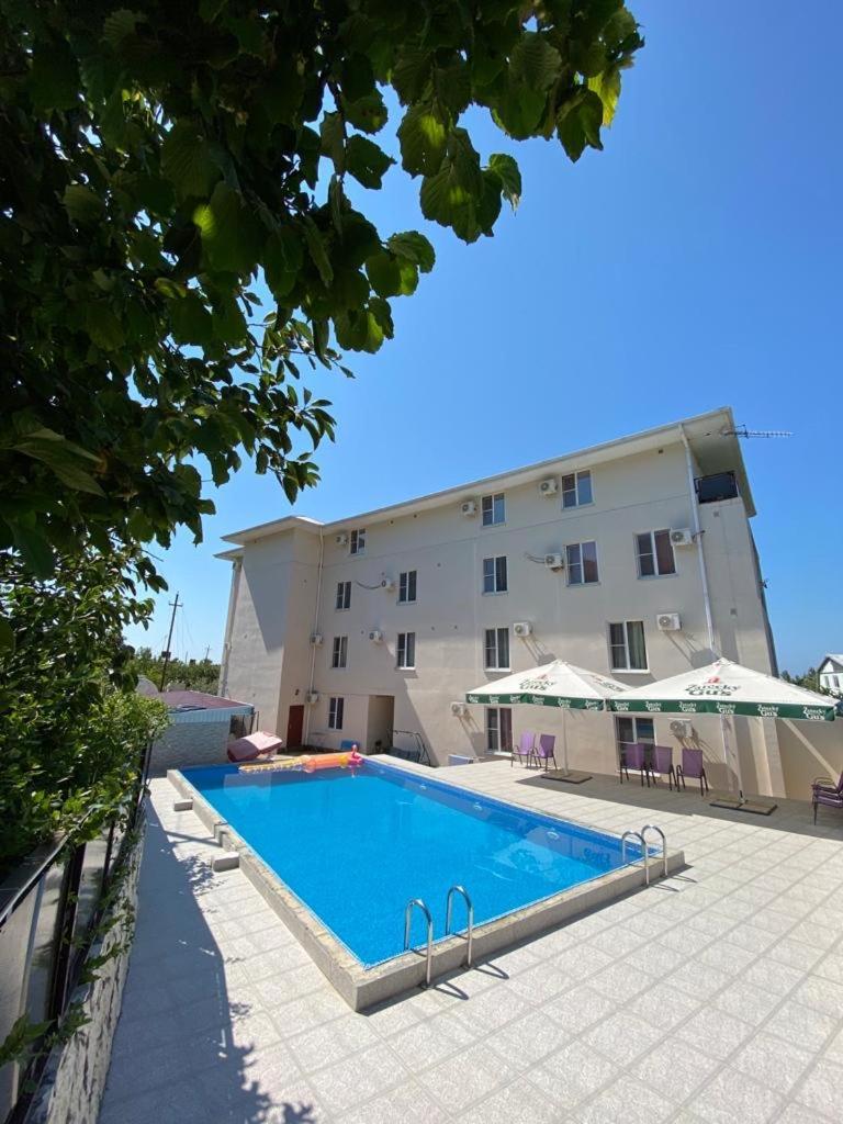 Park-Hotel Abkhazia Цандрипш Екстериор снимка